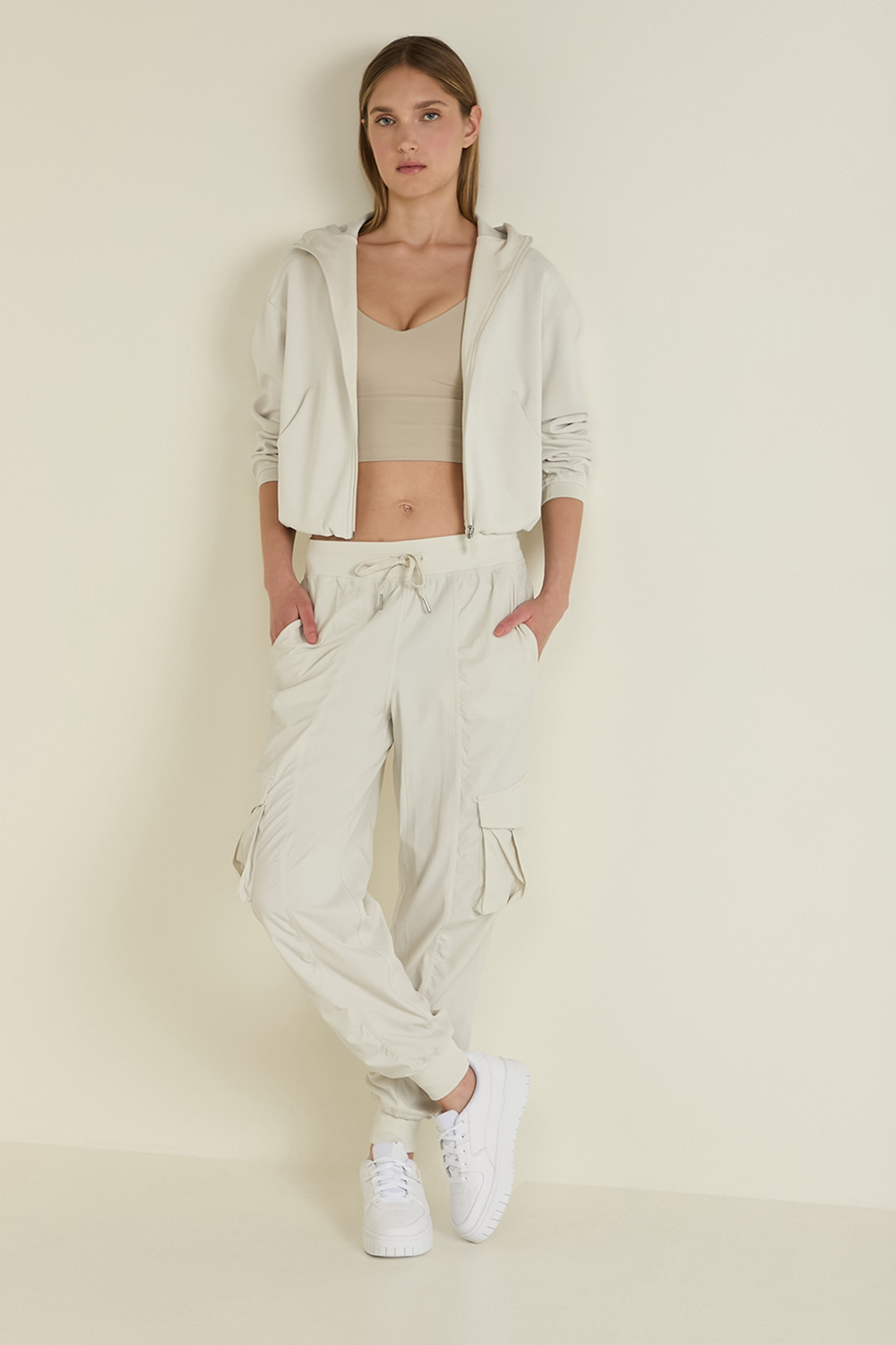 Dance Studio Relaxed-Fit Mid-Rise Cargo Jogger